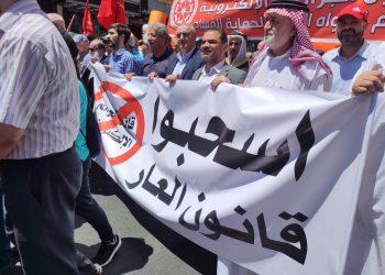 الحوارات: خطاب الدفاع عن “قانون الجرائم الإلكترونية” فوقيٌ استعلائيٌ ولم يقنع طفلاً صغيرًا