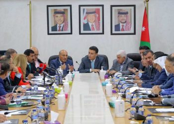 تواصل النقاش حول مواد جدلية في قانون الملكية العقارية