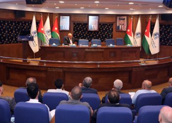 الحاج توفيق: تحديد ساعات عمل بعض القطاعات، من شأنه تنشيط عمل قطاعات أخرى