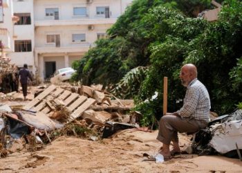 مأساة درنة.. لماذا أهمل حفتر المدينة رغم التحذيرات المتكررة؟