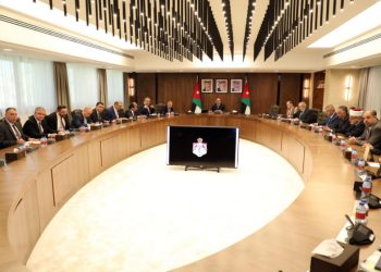 هل ستجدي مفاوضات الحكومة مع صندوق النقد الدولي نفعًا للاقتصاد الأردني؟