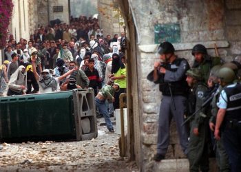 23 عامًا على انتفاضة الأقصى.. الثورة تزداد اشتعالًا