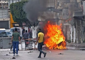 مواجهات وإطلاق نار واستهداف أبراج عسكرية في الضفة الغربية