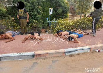 “القسام” تنشر صورا توثق أسرها جنودا إسرائيليين
