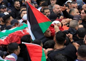 الإضراب الشامل يعم مدينة طولكرم حدادا على الشهيد خليفة