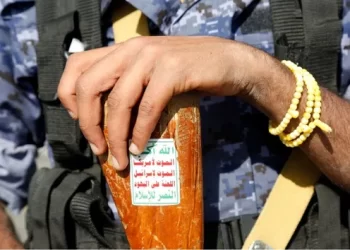 الحوثيون يعلنون المصالح الأمريكية والبريطانية أهدافا مشروعة لقواتهم