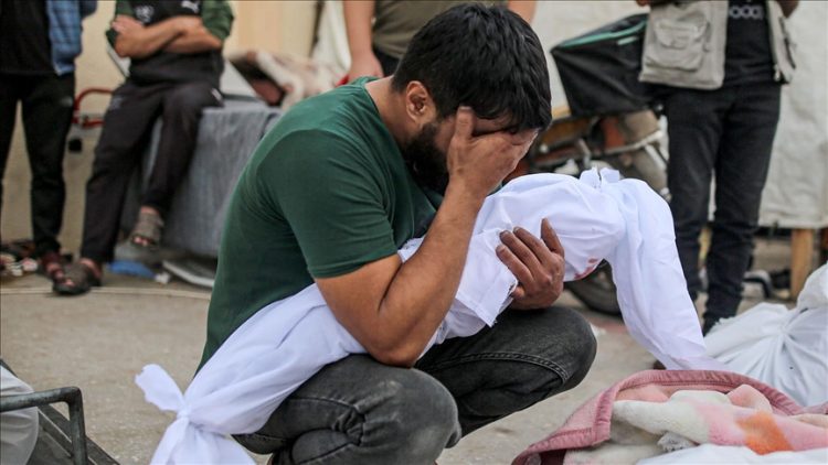 ارتفاع حصيلة الشهداء في غزة إلى 23708 وإصابة نحو 60 ألفا