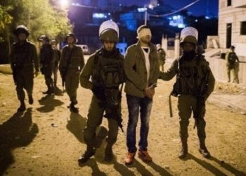 حملة اعتقالات واسعة ودهم لمنازل المواطنين في مختلف أرجاء الضفة الغربية