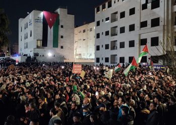 شاهد كيف تفاعل نشطاء غزة مع “طوفان الأردن”