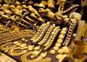 المجوهرات ومحضرات الصيدلة تتصدر قائمة الصادرات الوطنية العام الماضي