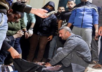 الصين تبدي “صدمتها” حيال الضربة على قافلة منظمة إنسانية في غزة