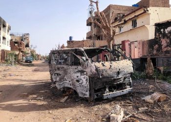 الجيش السوداني يبدأ عملية عسكرية لاستعادة مدينة الخرطوم بحري