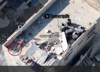 احتفاءٌ واسعٌ بمقاومين بطلين في غزة صمدا بوجه الاحتلال حتى الشهادة (شاهد)