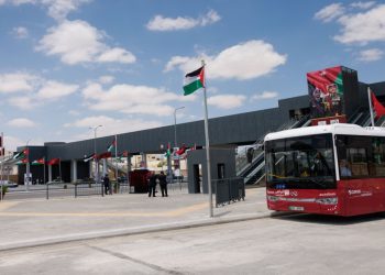 تشغيل تجريبي لـ “الباص السريع” بين عمّان والزرقاء خلال يومين