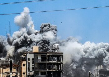 5 شهداء في قصف صهيوني استهدف منزلا شمالي مدينة رفح
