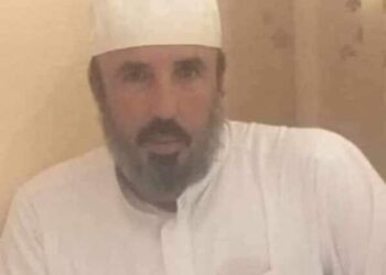 انتظر 30 عامًا للحصول على مكافأة خدمته وقبل وفاته تبرع بالمال لغزة.. ما قصة أبو عاهد؟ #عاجل