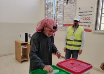 11% نسبة التصويت في الطفيلة لغاية الـ11صباحا