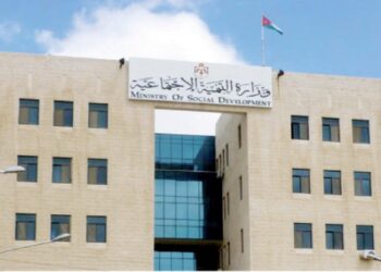 “التنمية” تضبط متسولًا من جنسية غير أردنية بحوزته 6493 دينارًا