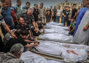 12 شهيدا بمجازر “إسرائيلية” في بيت حانون ومخيم النصيرات