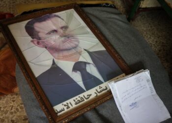 المعارضة السورية ستبث أول بيان على التلفزيون الرسمي
