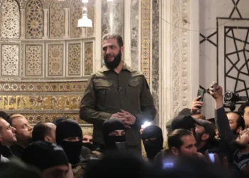 الشرع يتحدث عن انتخابات ودستور جديد وحل الفصائل