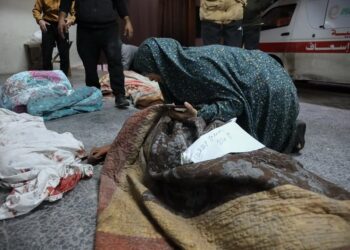 16 شهيدًا على الأقل في قصف للاحتلال على وسط قطاع غزة