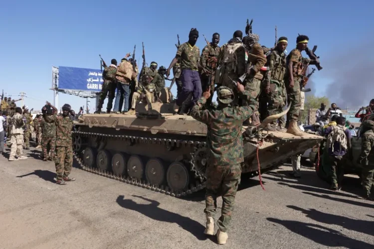 الجيش السوداني يتقدم وسط الجزيرة وتأكيد مقتل قائد كبير بالدعم السريع
