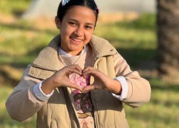 “يقين حمّاد”.. ناشطة فلسطينية تودع الحياة في دير البلح تحت نيران الاحتلال