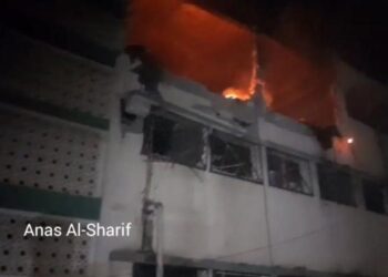 16 شهيدًا بقصف للاحتلال استهدف مدرسة تؤوي نازحين بجباليا