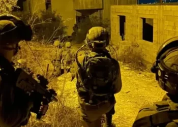 الضفة: الاحتلال يصيب فتى بالرصاص ويعتقل 9 في حملة اقتحامات