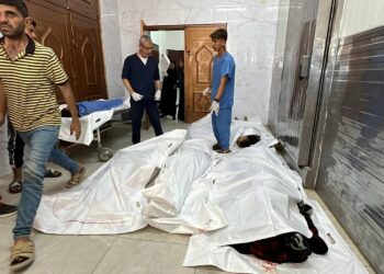 14 شهيداً في قصف خيمة تؤوي نازحين في خانيونس