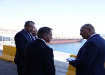 حسّان يضع حجر الأساس لمشروع إنشاء خزانين للغاز البترولي المسال في العقبة