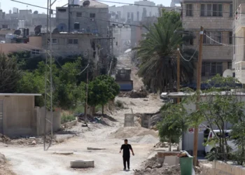 خبير: “إسرائيل” تسعى لتحويل الضفة لـ”معازل” ومنع قيام دولة فلسطينية