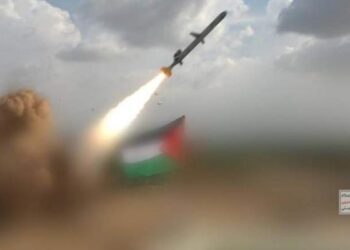 اليمن تقصف دولة الاحتلال بصاروخين وتتوعد: “لا ننام على ضيم”