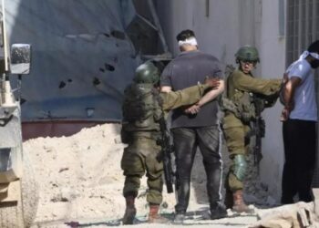 إصابة فلسطيني برصاص الاحتلال و8 اعتقالات بالضفة الغربية