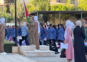 1.6 مليون طالب وطالبة يتوجهون للمدارس مع انطلاق العام الدراسي