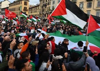 إضراب عام في إيطاليا لرفض مجازر الاحتلال بغزة