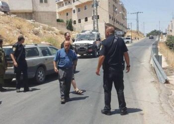 مستوطن يدهس طفلة جنوب الخليل