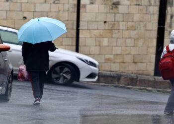 تأخير دوام طلبة المدارس بقصبة الطفيلة بسبب الأحوال الجوية
