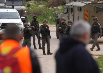 إصابة فلسطيني برصاص الاحتلال وحملة اعتقالات وهدم بالضفة