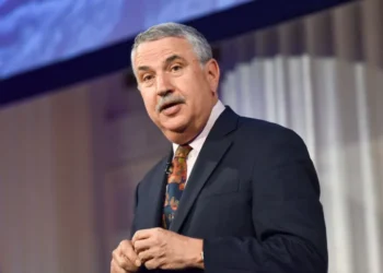 فريدمان: هكذا تاهت “إسرائيل” وهكذا يمكن لترمب إنقاذ لبنان