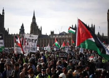 تقرير يرصد تجسس 12 جامعة بريطانية على طلاب وأكاديميين مؤيدين لفلسطين