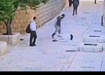 توثيق لاعتداء مستوطن على راهبة مسيحية