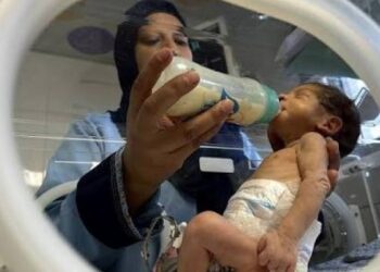 مجمع ناصر: نفاد حليب الأطفال يهدد حياة الرضع بقطاع غزة