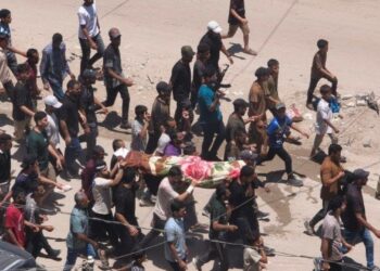 قصف إسرائيلي يودي بحياة طالبة توجيهي أثناء توجهها لتقديم امتحانها في غزة