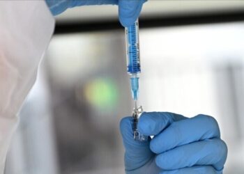 روسيا تطوّر ثلاثة لقاحات جديدة للسرطان