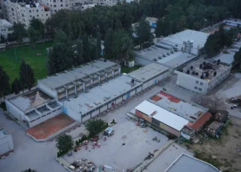 ماذا نعرف عن مجمع الأونروا الذي أخلته “إسرائيل” بالقوة؟