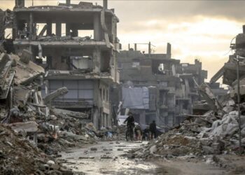 إصابة امرأة برصاص الاحتلال وقصف مدفعي في قطاع غزة