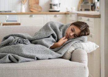 هل الغم حالة مرضية؟.. خبيرة توضح متى يصبح الأمر مقلقًا