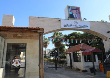 بدء تقديم طلبات الانتقال من تخصص إلى آخر أو من جامعة إلى أخرى